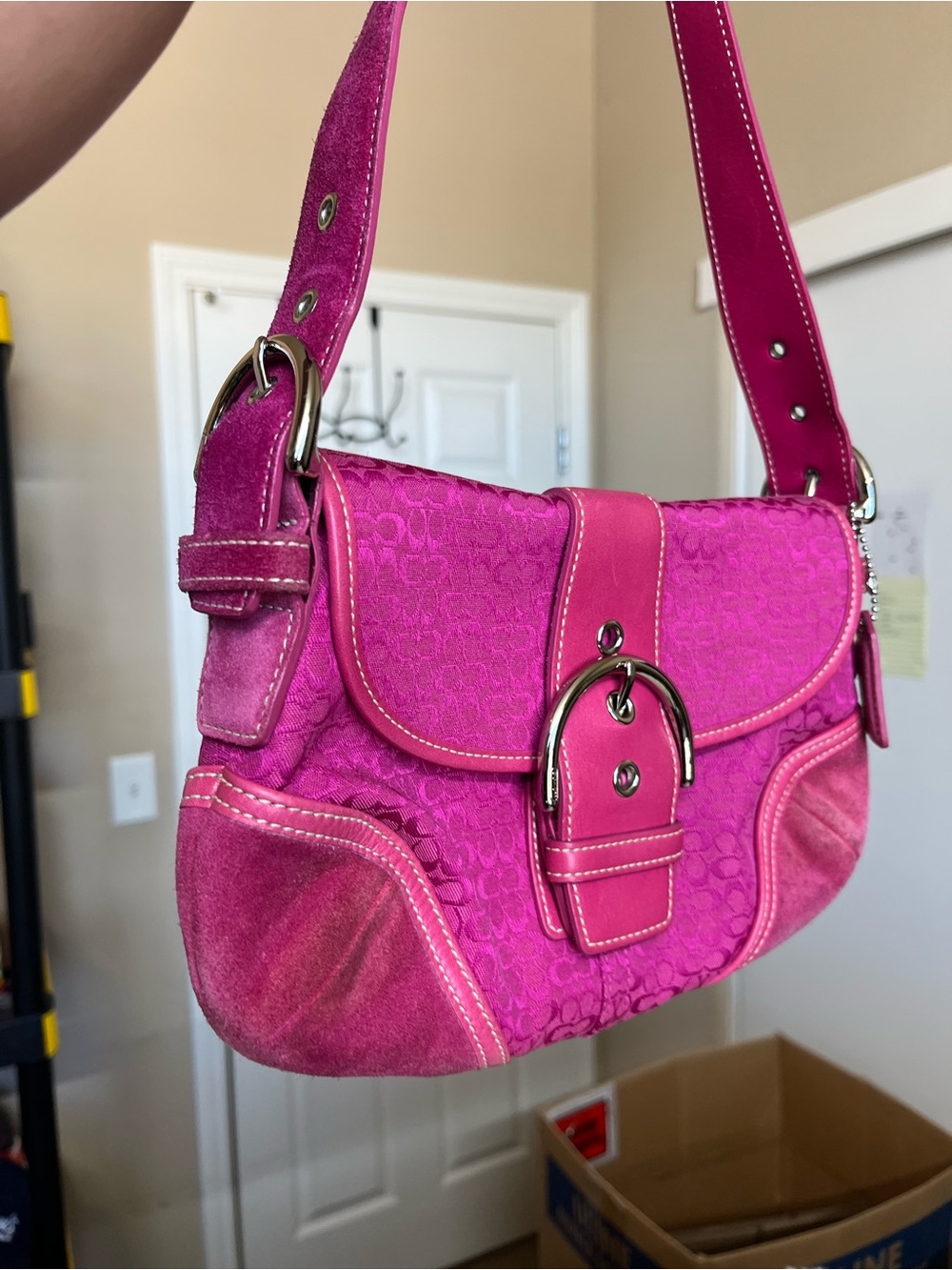 Coach 6818 SMALL Vintage Pink Soho Y2K Signature C Canvas & Suede Bag Rare - Picture 2 of 16